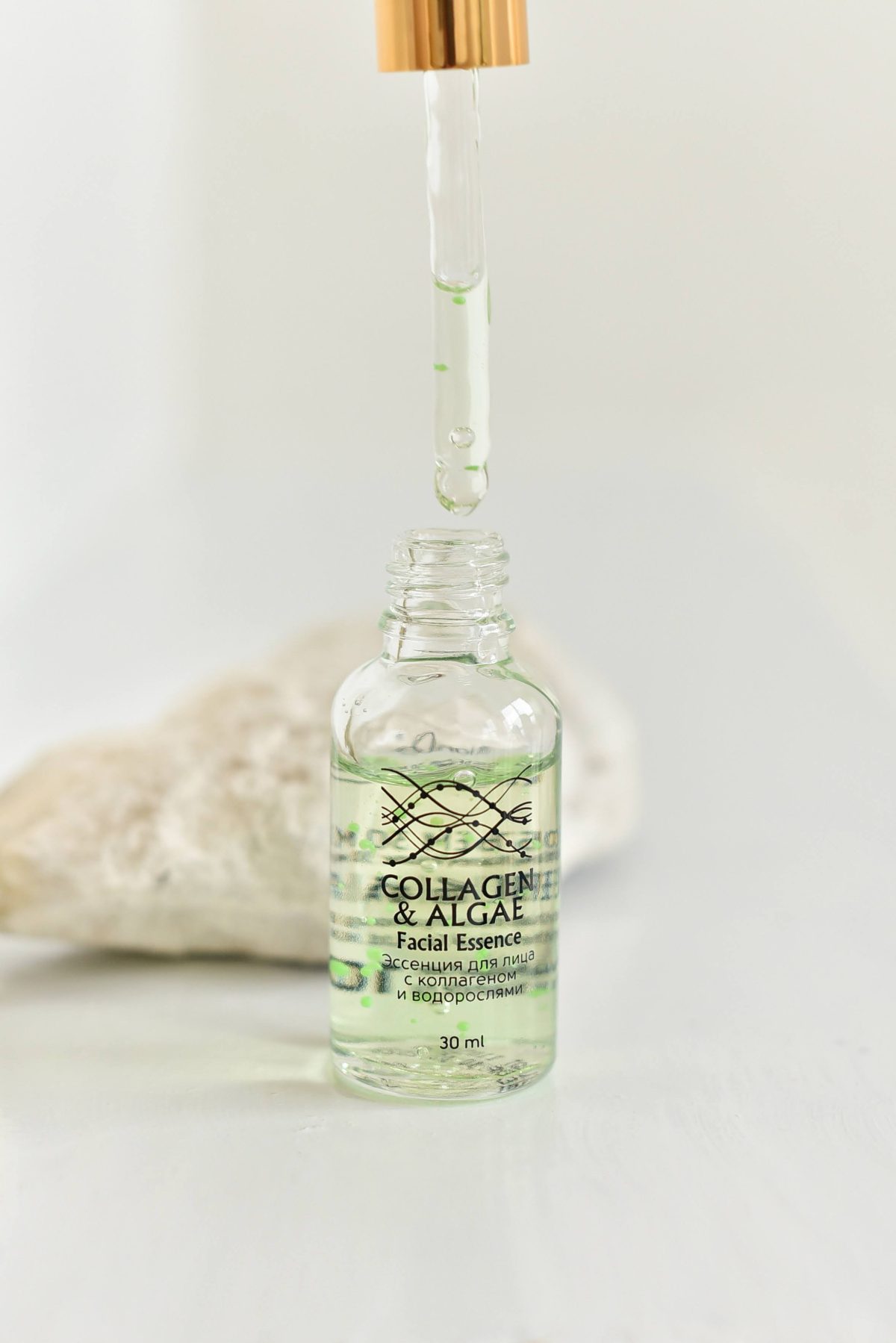 Essence faciale au collagène et aux algues 10106 TianDe